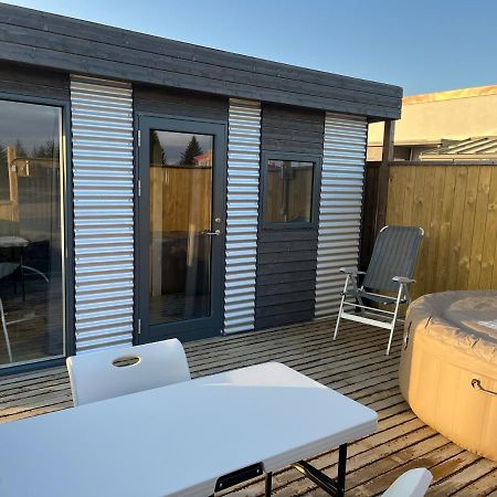 Вилла Adorable Tiny House In Рейкьявик Экстерьер фото