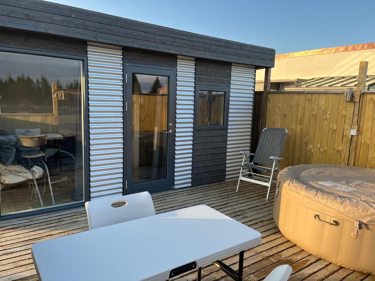 Вилла Adorable Tiny House In Рейкьявик Экстерьер фото